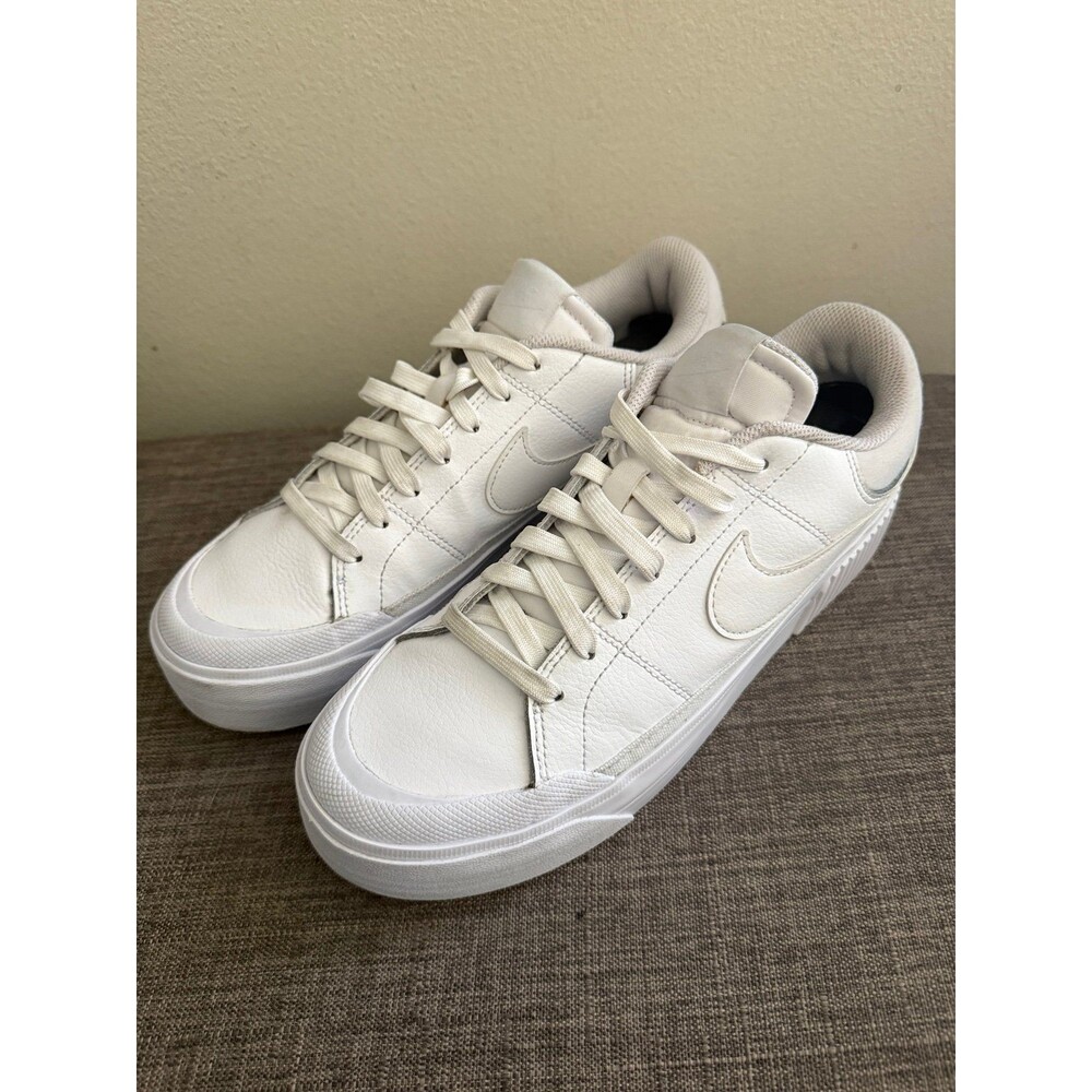 Women’s Nike Court Legacy Lift White Platform Sneakers Size 9